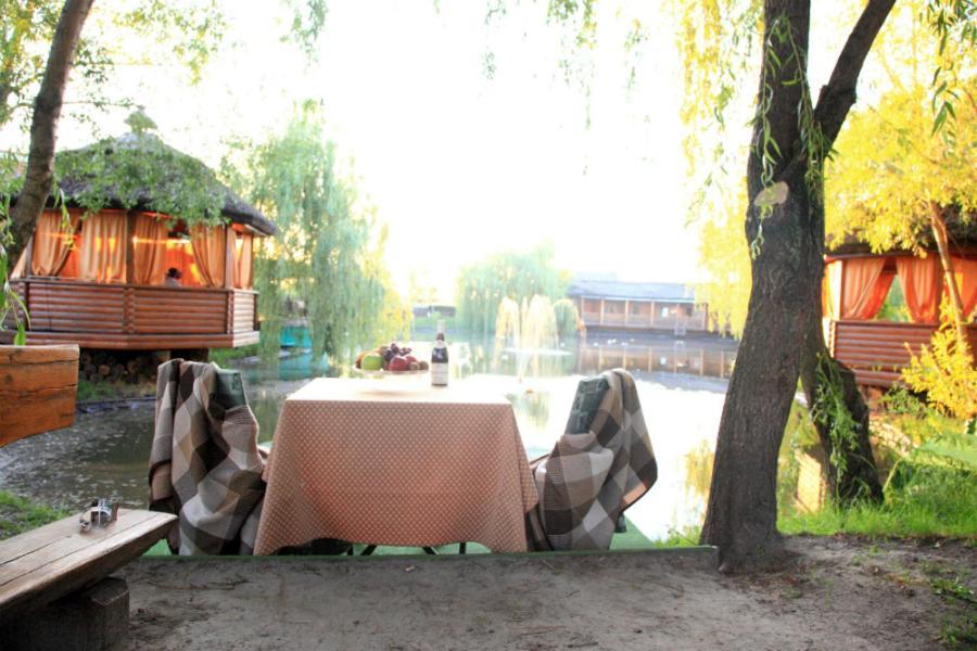 Hotel Knyazhyi Dvir Knyazhichi  Zewnętrze zdjęcie
