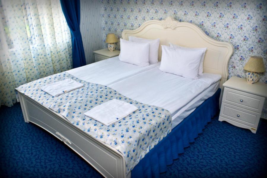 Hotel Knyazhyi Dvir Knyazhichi  Pokój zdjęcie