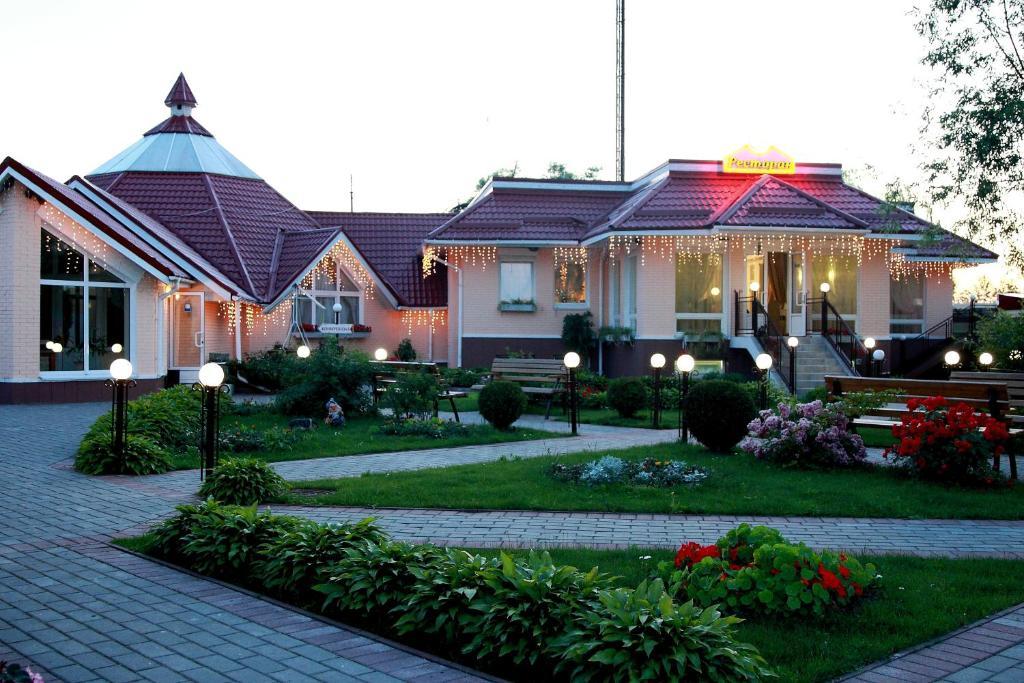 Hotel Knyazhyi Dvir Knyazhichi  Zewnętrze zdjęcie