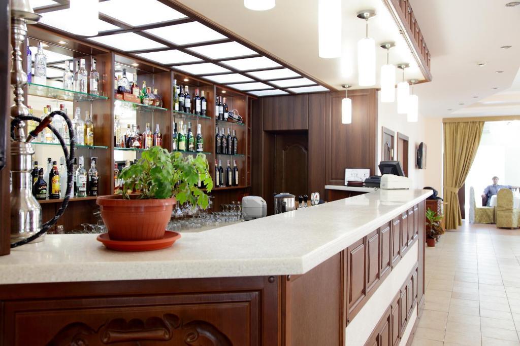 Hotel Knyazhyi Dvir Knyazhichi  Zewnętrze zdjęcie